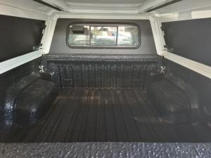 Toyota Hilux 2.8GD-6 48V double cab Raider - Image 14