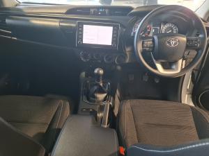 Toyota Hilux 2.4GD-6 Xtra cab Raider manual - Image 6