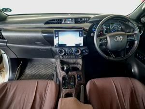 Toyota Hilux 2.8GD-6 Xtra cab 4x4 Legend auto - Image 6