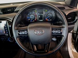 Toyota Hilux 2.8GD-6 Xtra cab 4x4 Legend auto - Image 8