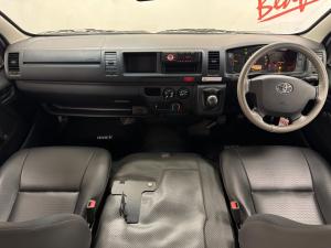 Toyota Hiace 2.5D-4D Ses-fikile 16-seater - Image 6