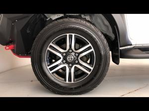 Toyota Hilux 2.4GD-6 double cab 4x4 Raider X auto - Image 17