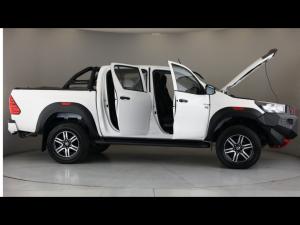 Toyota Hilux 2.4GD-6 double cab 4x4 Raider X auto - Image 24