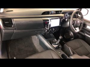 Toyota Hilux 2.4GD-6 double cab Raider manual - Image 7
