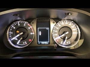 Toyota Hilux 2.4GD-6 double cab Raider manual - Image 9