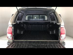 Toyota Hilux 2.4GD-6 double cab Raider manual - Image 13