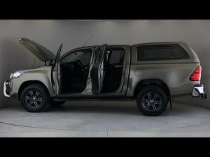 Toyota Hilux 2.4GD-6 double cab Raider manual - Image 26