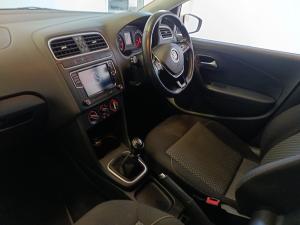 Volkswagen Polo Vivo hatch 1.6 Highline - Image 7