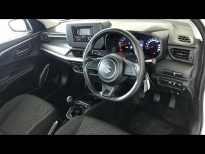 Suzuki Swift 1.2 GL - Image 10