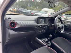 Hyundai Grand i10 1.0 Motion hatch manual - Image 7