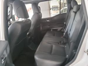 Toyota Land Cruiser Prado 2.8GD VX-R - Image 17