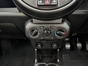 Suzuki S-Presso 1.0 GL+ manual - Image 13