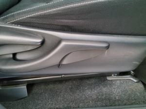 Toyota Hilux 2.4GD-6 double cab Raider manual - Image 16