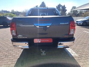 Toyota Hilux 2.4GD-6 double cab Raider manual - Image 5