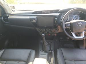 Toyota Hilux 2.4GD-6 double cab Raider manual - Image 14