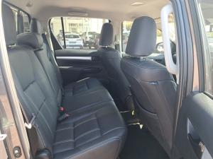 Toyota Hilux 2.4GD-6 double cab Raider manual - Image 17