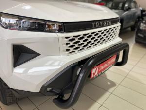 Toyota Hilux 2.8 GD-6 RB SRX automaticD/C - Image 17