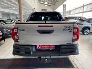 Toyota Hilux 2.8 GD-6 GR-S 4X4 automaticD/C - Image 5