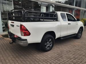 Toyota Hilux 2.4 GD-6 RB Raider automaticE/CAB - Image 2