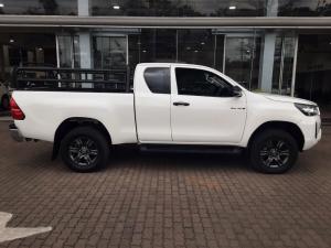 Toyota Hilux 2.4 GD-6 RB Raider automaticE/CAB - Image 3