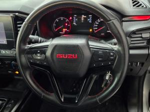 Isuzu D-MAX 1.9 Ddi HR X-RIDER automatic D/C - Image 8
