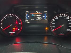 Isuzu D-MAX 1.9 Ddi HR X-RIDER automatic D/C - Image 9
