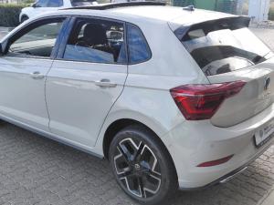 Volkswagen Polo 1.0 TSI R-LINE DSG - Image 8