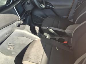 Nissan Magnite 1.0T Acenta CVT - Image 7
