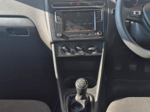 Volkswagen Polo Vivo 1.4 Comfortline - Image 11