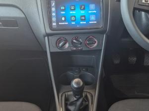 Volkswagen Polo Vivo 1.4 - Image 11