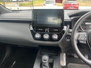 Toyota Corolla Cross 1.8 Xi - Image 17