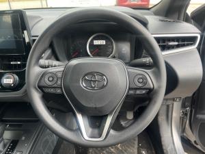Toyota Corolla Cross 1.8 Xi - Image 8