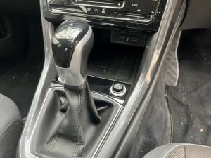Volkswagen T-CROSS 1.5 TSI R-LINE DSG - Image 13
