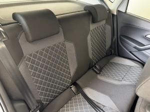 Volkswagen Polo Vivo 1.6 Style - Image 11