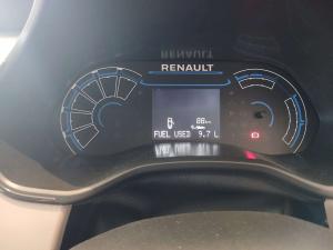 Renault Triber 1.0 Evolution - Image 12