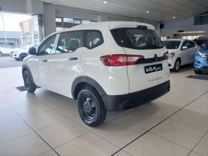 Renault Triber 1.0 Evolution - Image 15