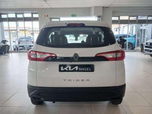 Renault Triber 1.0 Evolution - Image 4
