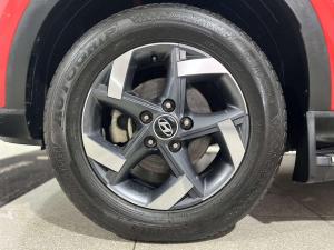Hyundai Venue 1.0 Tgdi Fluid DCT - Image 10