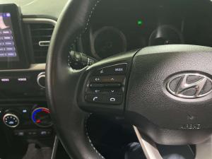 Hyundai Venue 1.0 Tgdi Fluid DCT - Image 17