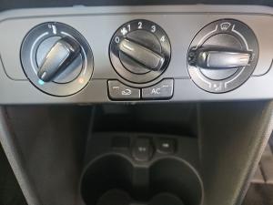 Volkswagen Polo Vivo hatch 1.4 - Image 21