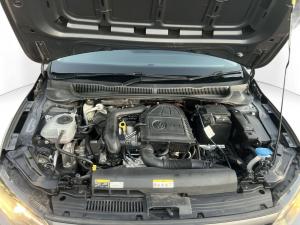 Volkswagen Polo hatch 1.0TSI Comfortline - Image 9