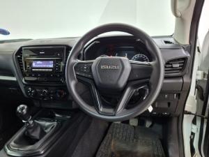 Isuzu D-Max 1.9TD single cab L manual - Image 13