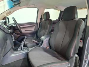 Isuzu D-Max 250 double cab - Image 8