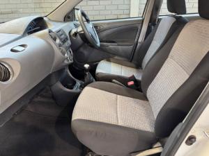 Toyota Etios Cross 1.5 Xs - Image 10