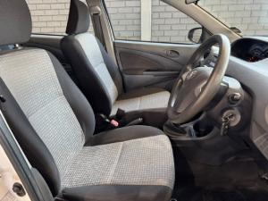 Toyota Etios Cross 1.5 Xs - Image 8