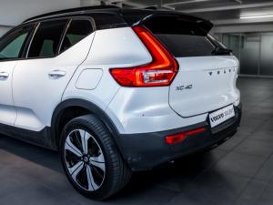 Volvo XC40 Recharge Single Motor Plus - Image 10