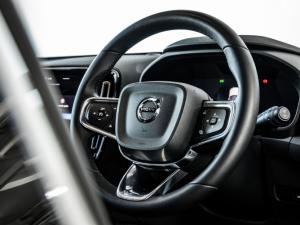 Volvo XC40 Recharge Single Motor Plus - Image 20