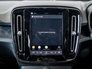 Volvo XC40 Recharge Single Motor Plus - Image 21