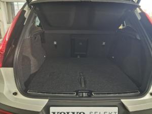 Volvo XC40 Recharge Single Motor Plus - Image 8