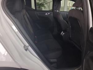 Volvo XC40 Recharge Single Motor Plus - Image 9